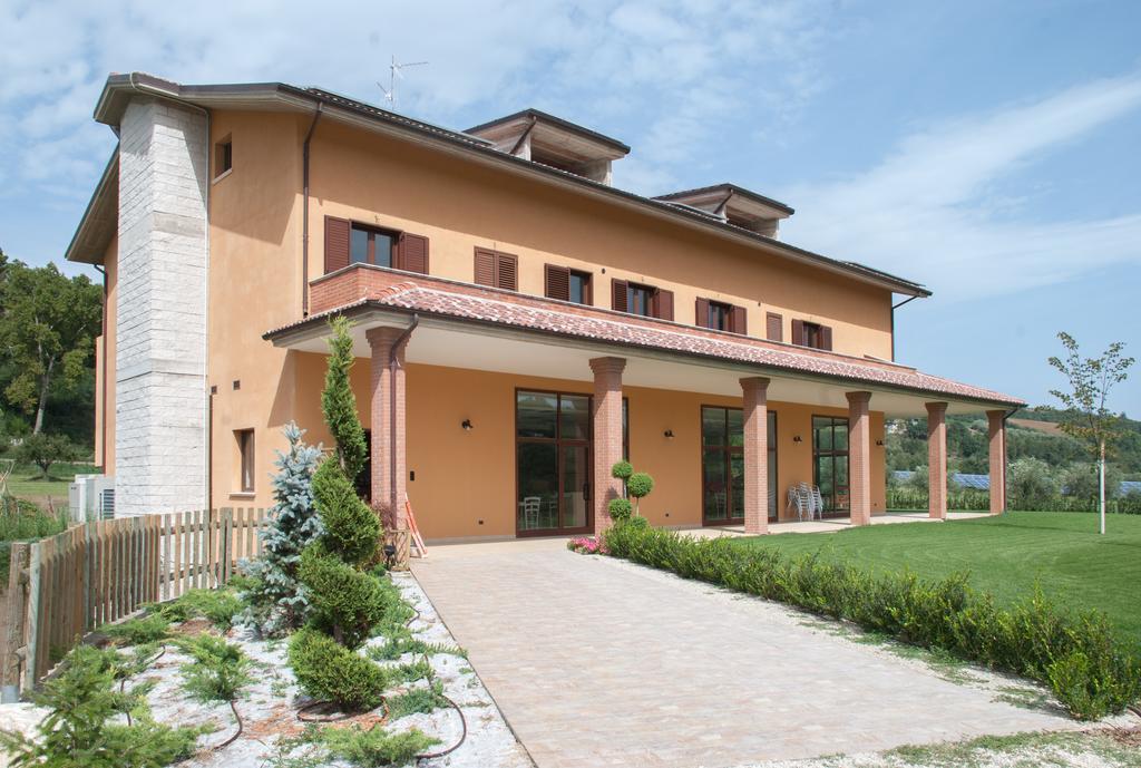Casa Delfico Ristoro In Famiglia Guest House Teramo Ngoại thất bức ảnh