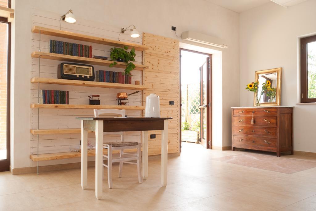 Casa Delfico Ristoro In Famiglia Guest House Teramo Ngoại thất bức ảnh