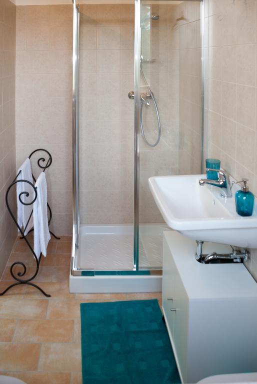 Casa Delfico Ristoro In Famiglia Guest House Teramo Phòng bức ảnh
